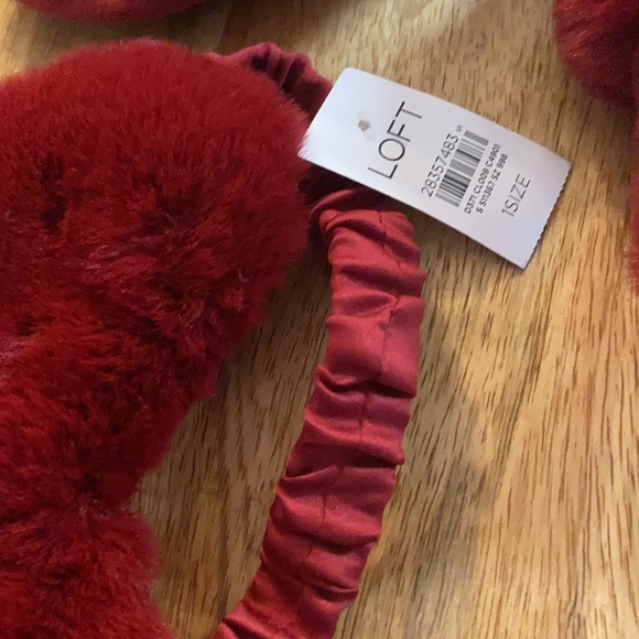 Loft Slippers and Eye Mask Set - Picture 2 of 3